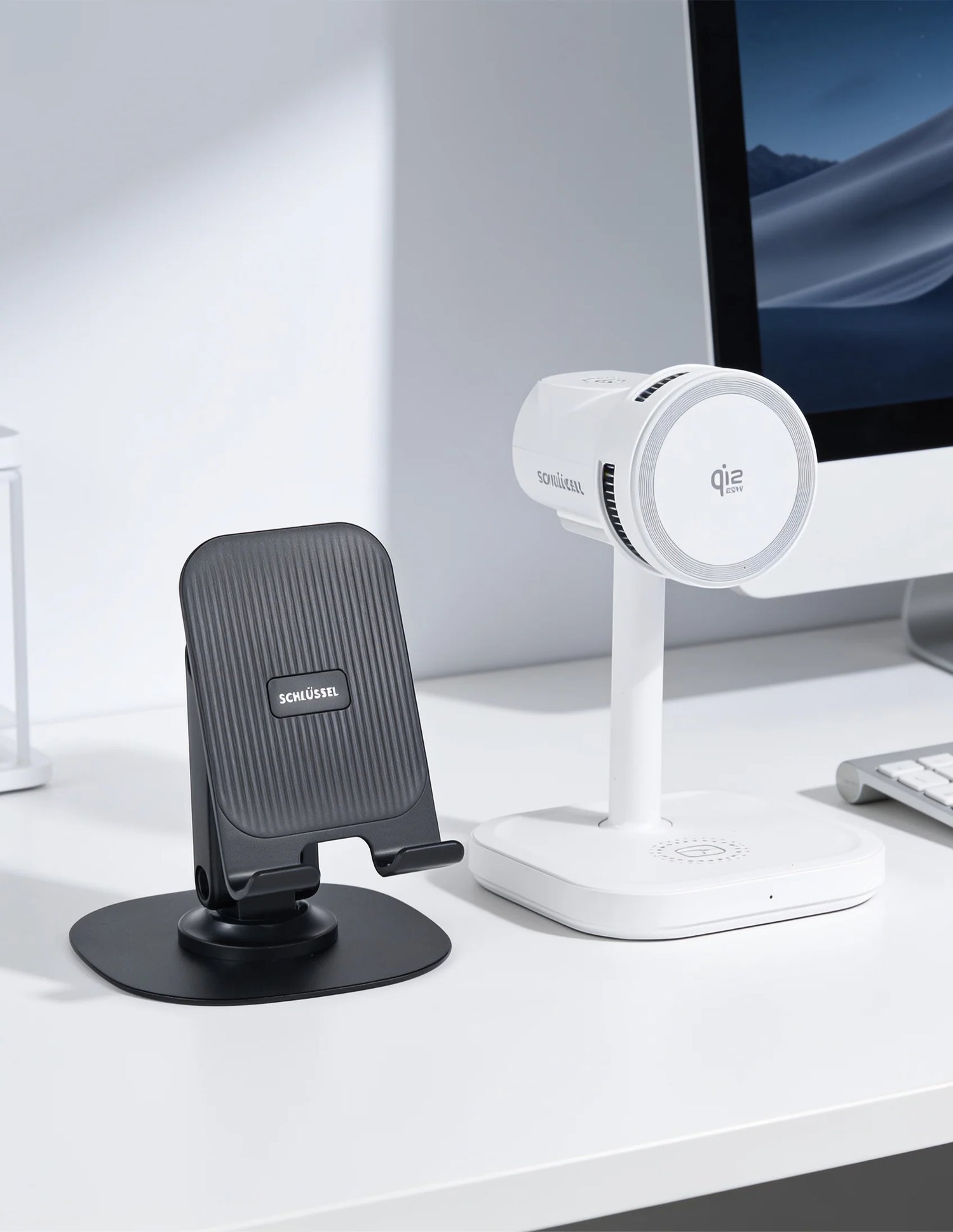 Desktop Accesories